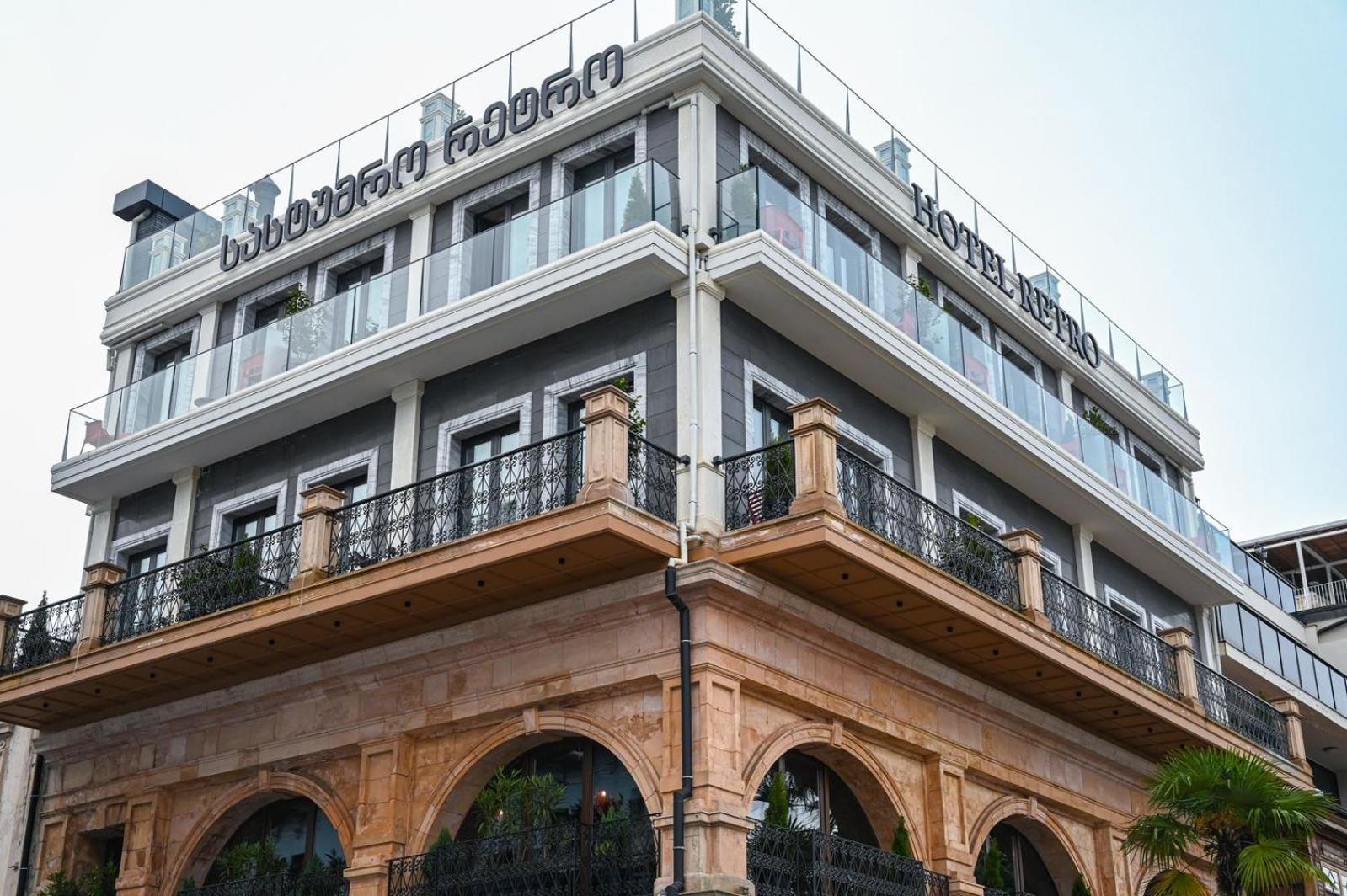 Hotel Retro Batumi Exterior photo